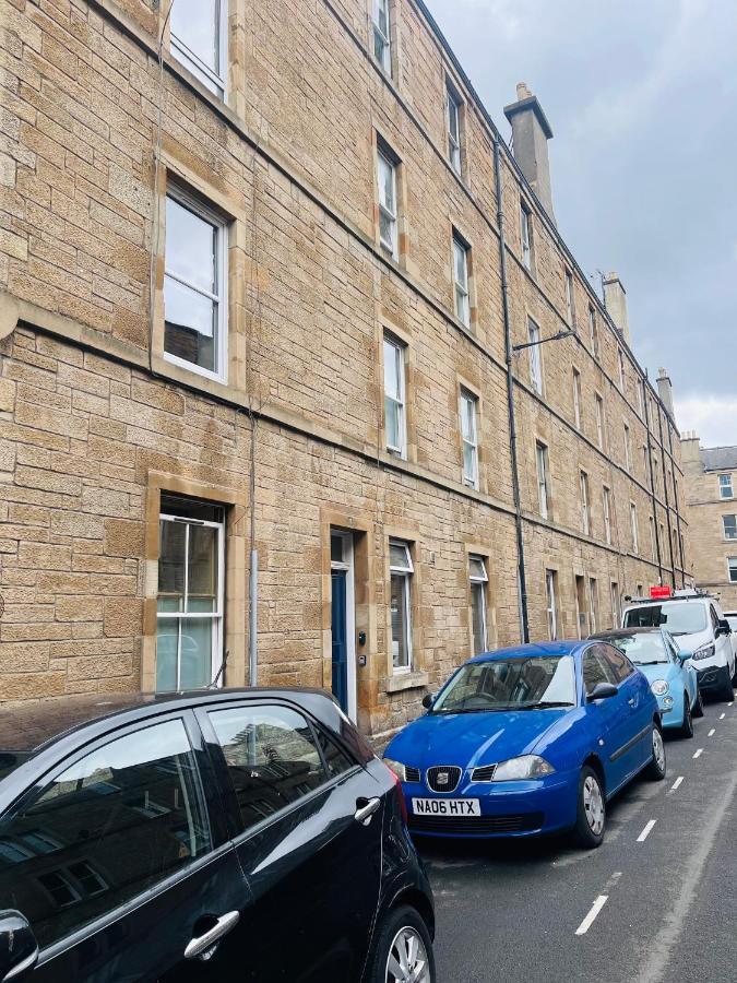 Ground Floor 1 Bedroom Flat In The City Centre Edinburgh Exterior photo