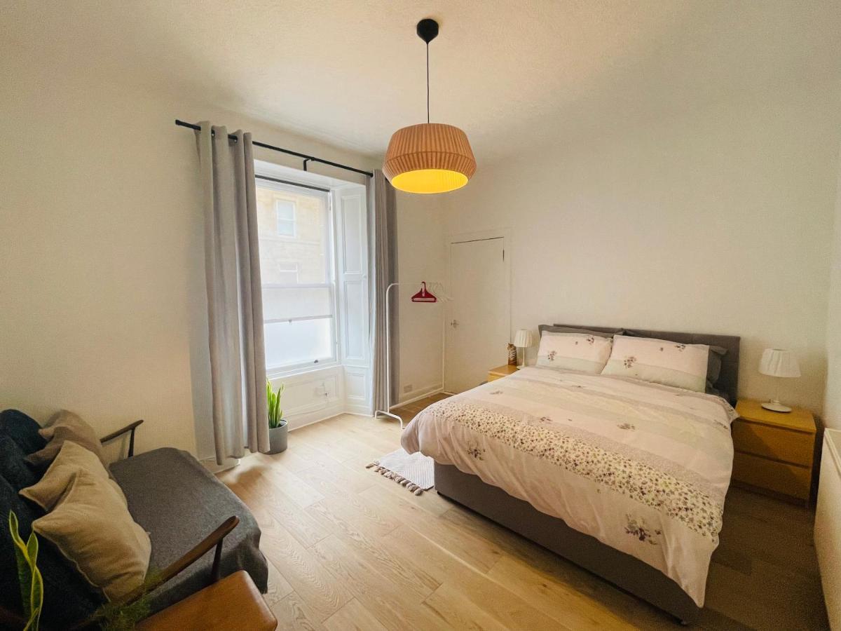 Ground Floor 1 Bedroom Flat In The City Centre Edinburgh Exterior photo